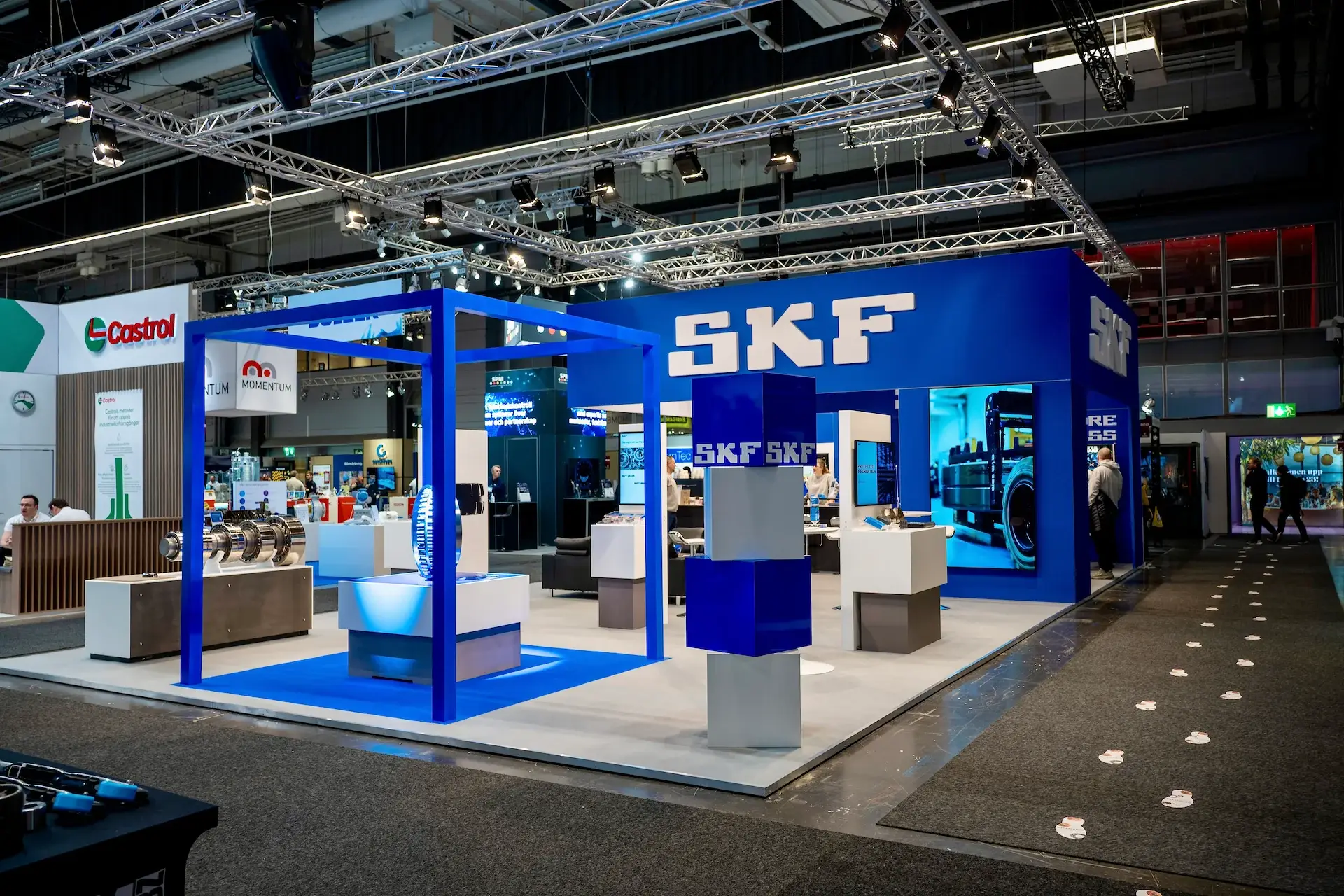 Display av SKF:s kullager i deras monter på Underhållsmässan 2026